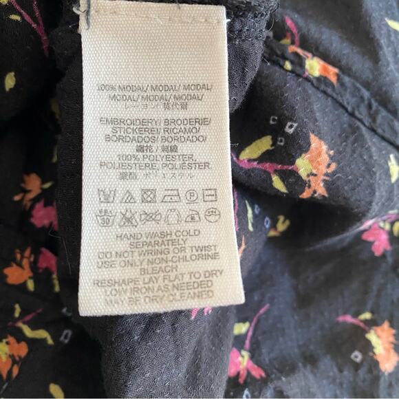 Free People Lady Lou Embroidered Black Blouse size medium Blouse - Picture 10 of 10